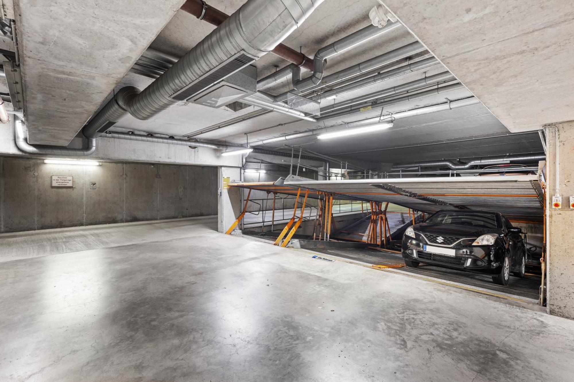 Edler Wohnraum Noble Stadtoase Mit Boxspringbett, Kaffeevollautomat, Lift & Parkplatz Chemnitz Exterior photo