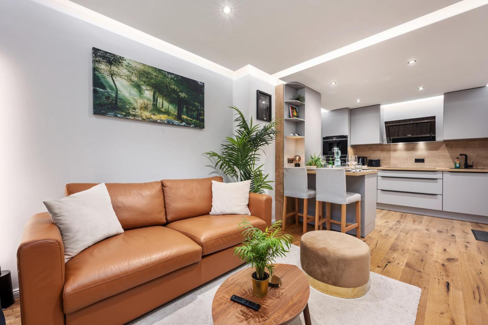 Edler Wohnraum Noble Stadtoase Mit Boxspringbett, Kaffeevollautomat, Lift & Parkplatz Chemnitz Exterior photo